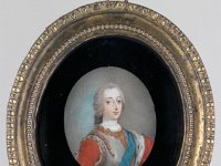 GG Min 17  GG Min 17, Skandinavisch um 1750, Frederik V. von Dänemark (1723-1766), Elfenbein, 5,2 x 4,4 cm : Museumsfoto: Claus Cordes